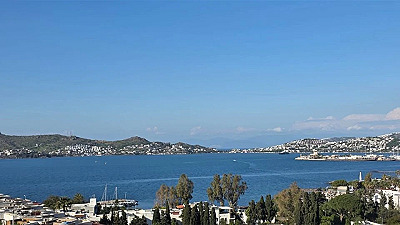Yalıkavak Marina Yakınında Kapanmaz Deniz Manzaralı 4+2 Satılık Ev