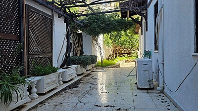 Bitez Asarlık'ta Sahile 600 m Tek Tapuda 2 Ev | Dubleks + 2+1