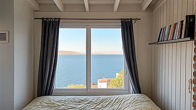 Yalıkavak Geriş Denize Sıfır Manzaralı Triplex Villa + Misafir Evi