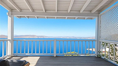 Yalıkavak Geriş Denize Sıfır Manzaralı Triplex Villa + Misafir Evi